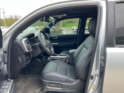 2022 Toyota Tacoma Limited Double Cab 5' Bed V6 AT