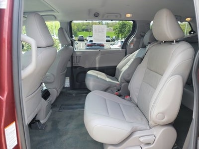 2015 Toyota Sienna 5dr 8-Pass Van XLE FWD