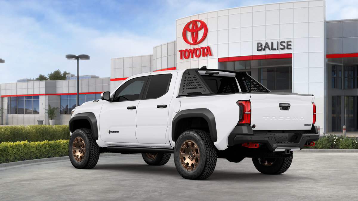 2026 Toyota Tacoma i-FORCE MAX Trailhunter
