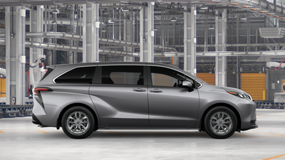 2026 Toyota Sienna LE