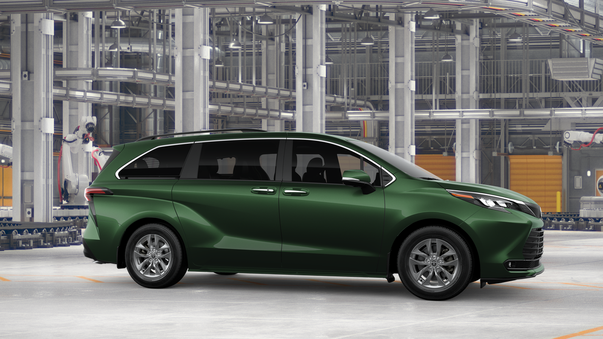 2026 Toyota Sienna XLE