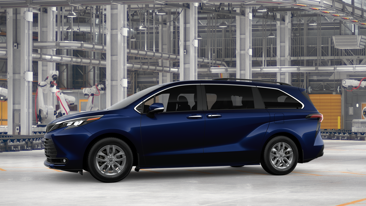 2026 Toyota Sienna XLE