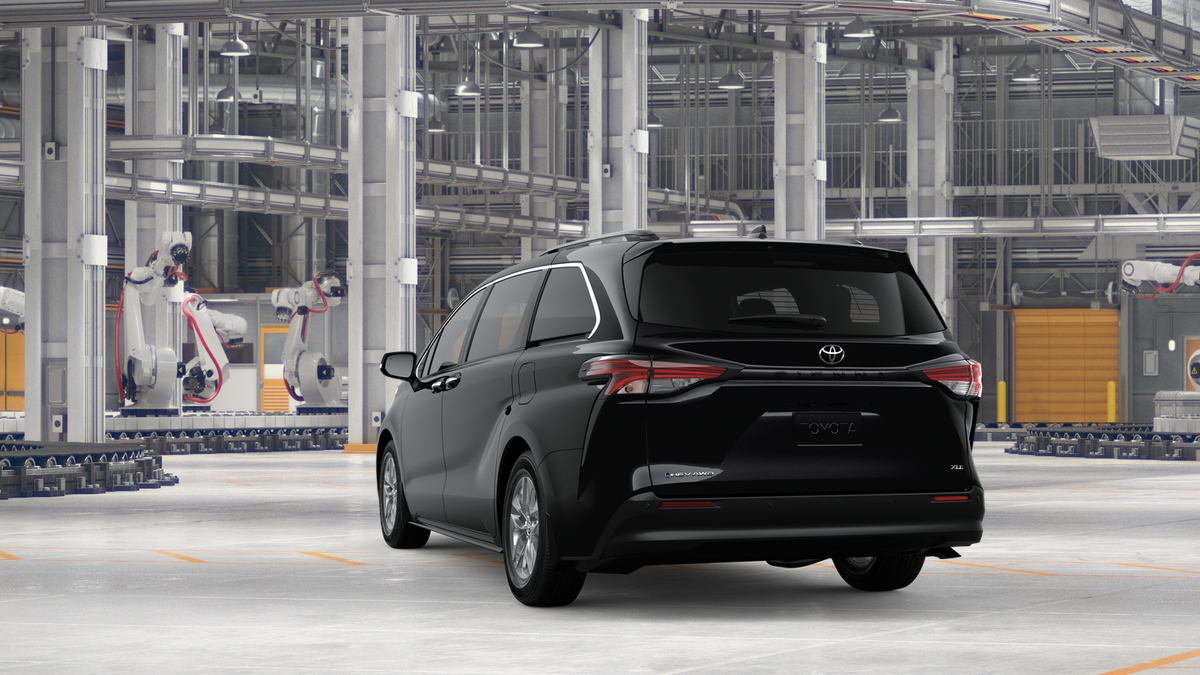 2026 Toyota Sienna XLE
