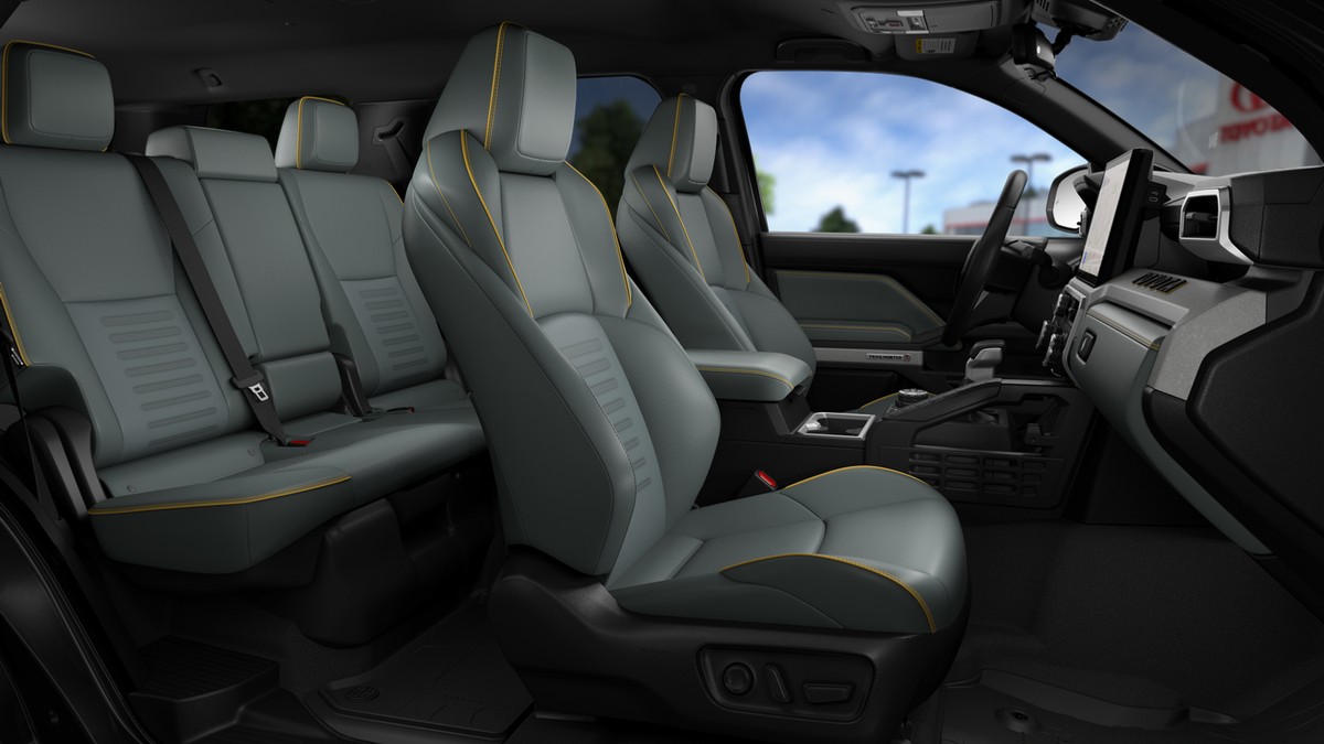 2025 Toyota 4Runner i-FORCE MAX Trailhunter