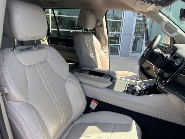 2022 Jeep Wagoneer Series II 4x4