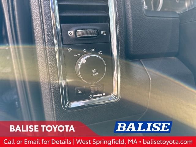 2016 RAM 1500 4WD Crew Cab 140.5 Laramie