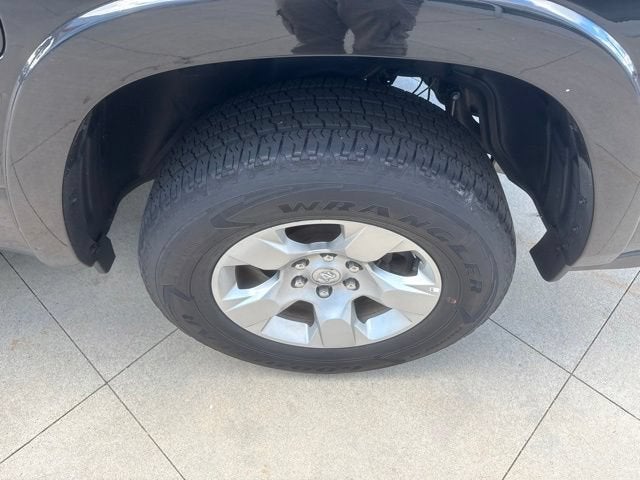 2025 RAM 1500 Big Horn 4x4 Crew Cab 5'7 Box