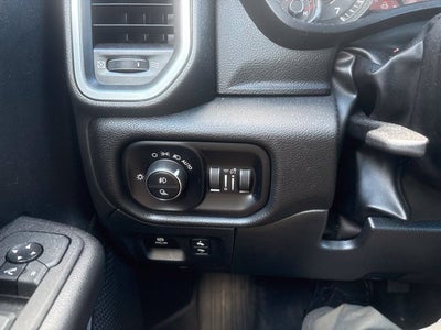 2025 RAM 1500 Big Horn 4x4 Crew Cab 5'7 Box