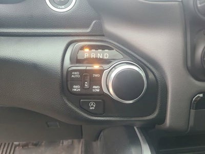 2022 RAM 1500 Big Horn 4x4 Crew Cab 5'7 Box