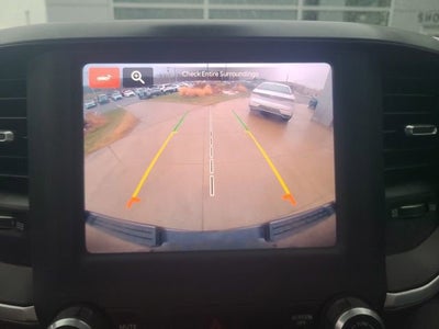 2022 RAM 1500 Big Horn 4x4 Crew Cab 5'7 Box