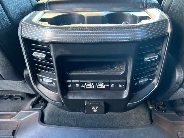 2020 RAM 1500 Limited 4x4 Crew Cab 6'4 Box