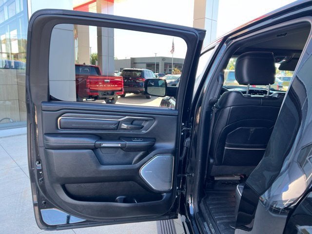 2020 RAM 1500 Limited 4x4 Crew Cab 6'4 Box