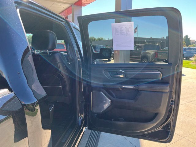 2020 RAM 1500 Limited 4x4 Crew Cab 6'4 Box