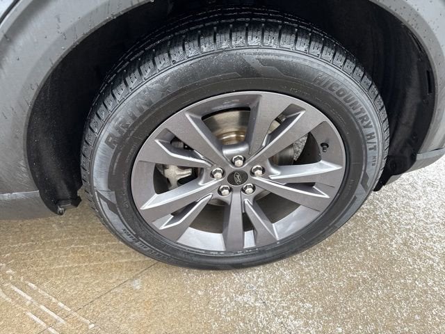 2022 Ford Explorer XLT 4WD