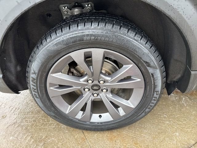 2022 Ford Explorer XLT 4WD