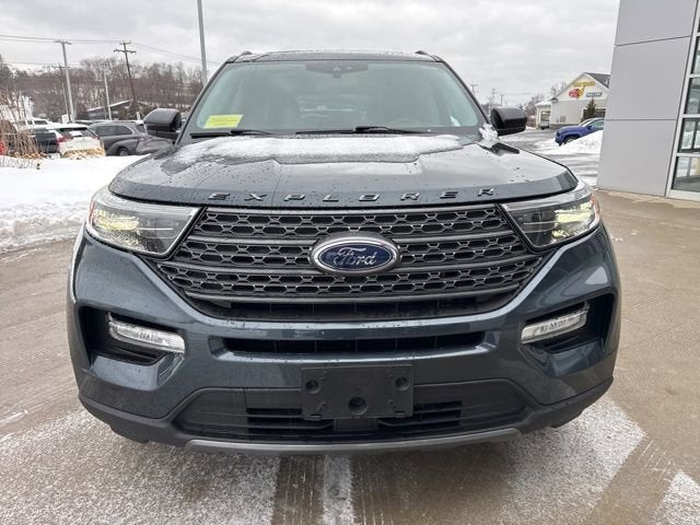2022 Ford Explorer XLT 4WD