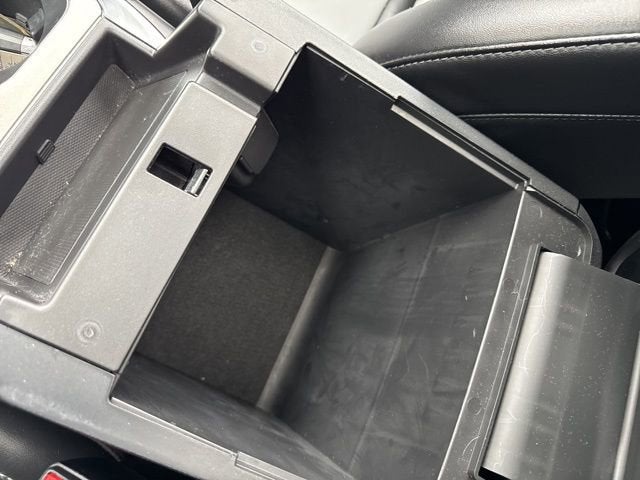 2022 Ford Explorer XLT 4WD