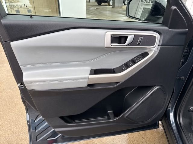 2022 Ford Explorer XLT 4WD