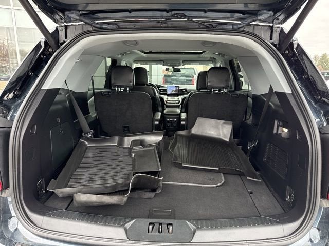 2022 Ford Explorer XLT 4WD