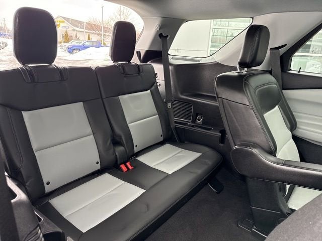 2022 Ford Explorer XLT 4WD