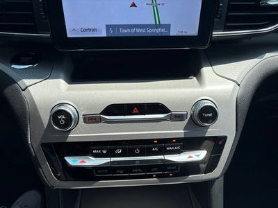 2023 Ford Explorer XLT 4WD