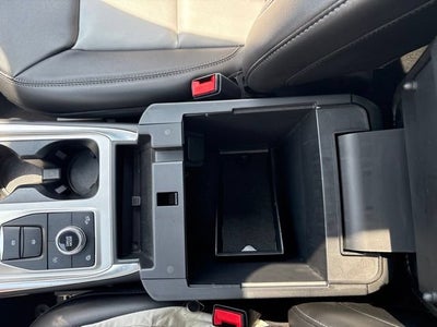 2023 Ford Explorer XLT 4WD