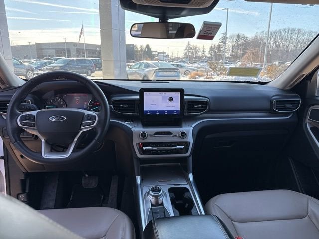 2024 Ford Explorer XLT 4WD