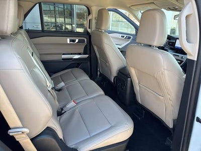 2024 Ford Explorer XLT 4WD