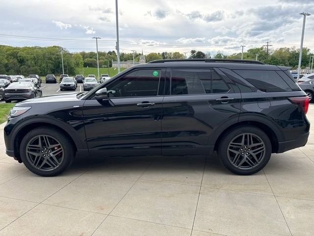 2025 Ford Explorer ST-Line RWD
