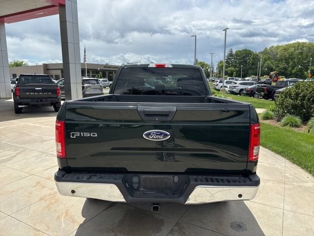2015 Ford F-150 4WD SuperCab 145 XLT