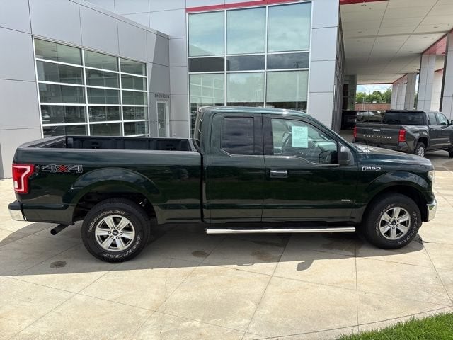 2015 Ford F-150 4WD SuperCab 145 XLT