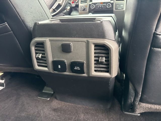 2017 Ford F-150 Raptor 4WD SuperCrew 5.5' Box