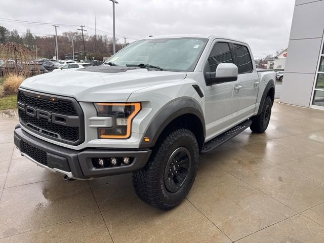 2017 Ford F-150 Raptor 4WD SuperCrew 5.5' Box