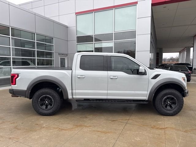 2017 Ford F-150 Raptor 4WD SuperCrew 5.5' Box