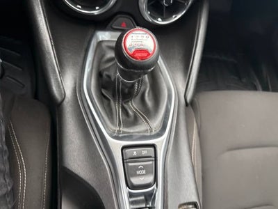 2018 Chevrolet Camaro 2dr Cpe 1SS