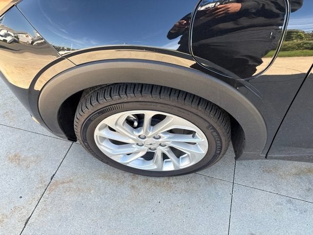 2027 Chevrolet Bolt EV FWD 4dr LT