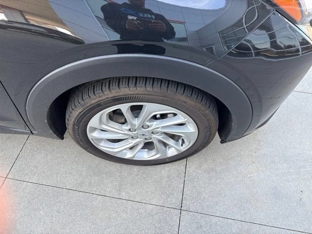 2027 Chevrolet Bolt EV FWD 4dr LT