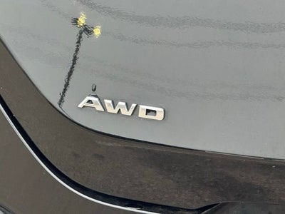 2023 Cadillac CT4 4dr Sdn