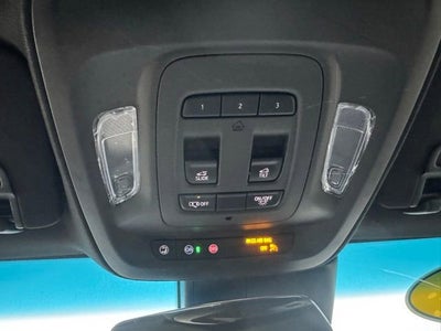 2023 Cadillac CT4 4dr Sdn