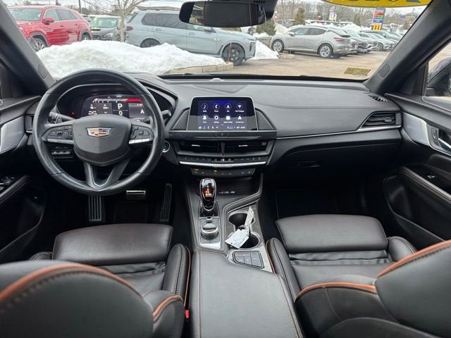 2023 Cadillac CT4 4dr Sdn