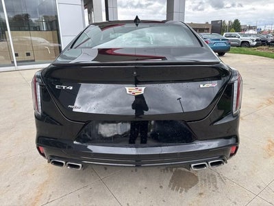 2023 Cadillac CT4 4dr Sdn