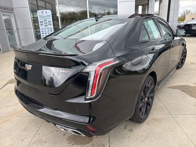 2023 Cadillac CT4 4dr Sdn