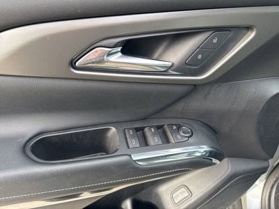 2025 Chevrolet Traverse AWD 4dr LT w/2LT