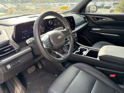 2025 Chevrolet Traverse AWD 4dr LT w/2LT