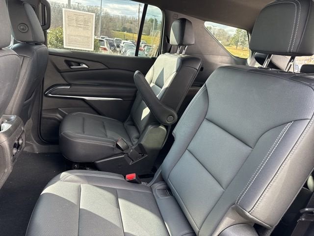 2025 Chevrolet Traverse AWD 4dr LT w/2LT