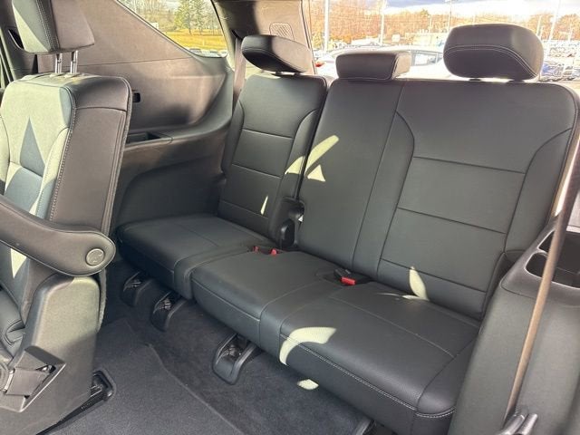 2025 Chevrolet Traverse AWD 4dr LT w/2LT