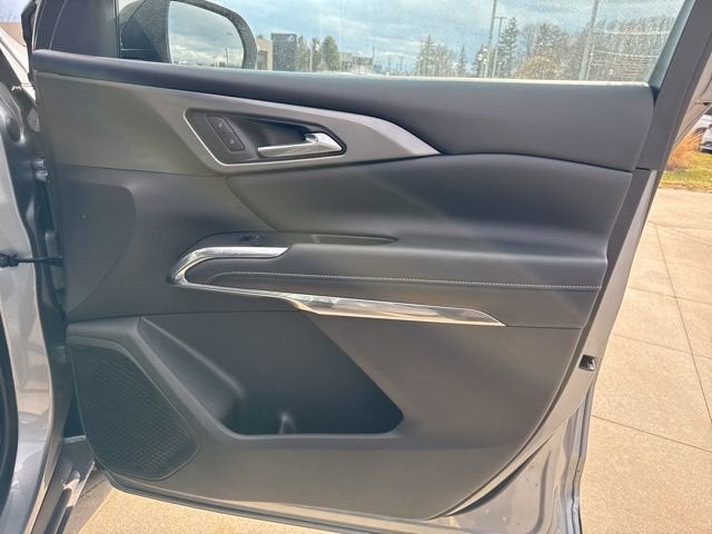 2025 Chevrolet Traverse AWD 4dr LT w/2LT