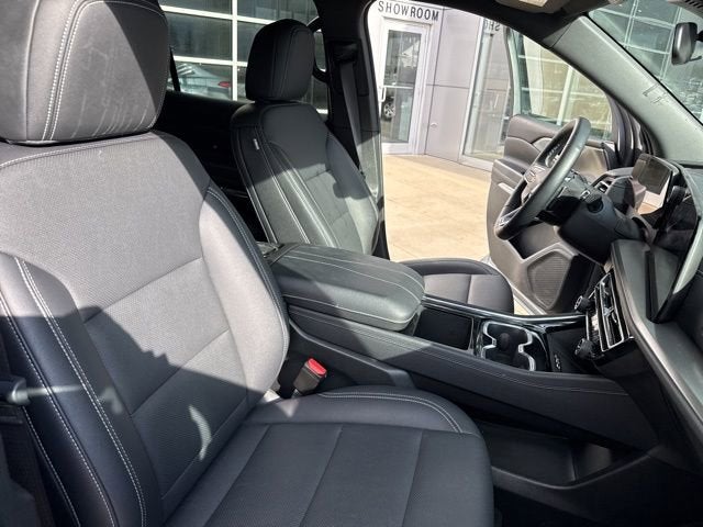 2025 Chevrolet Traverse AWD 4dr LT w/2LT