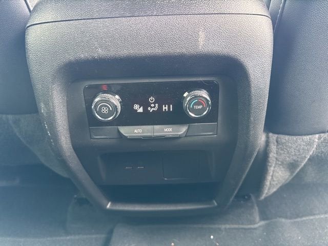 2025 Chevrolet Traverse AWD 4dr LT w/2LT