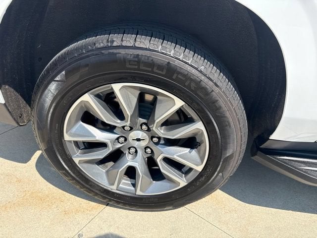 2023 Chevrolet Suburban 2WD 4dr Premier